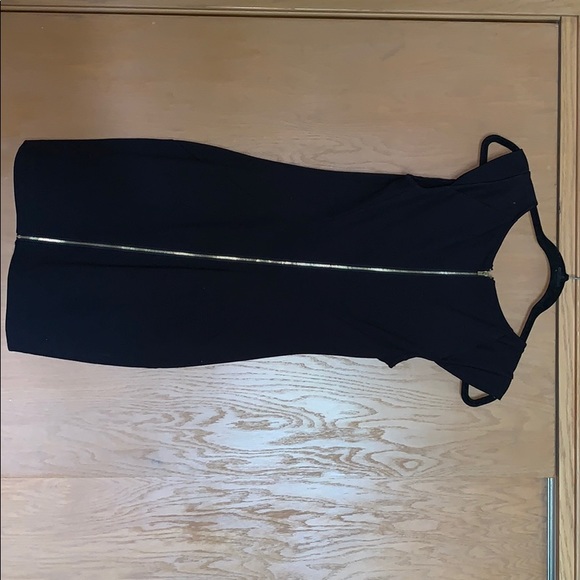 Black dress - Picture 2 of 2